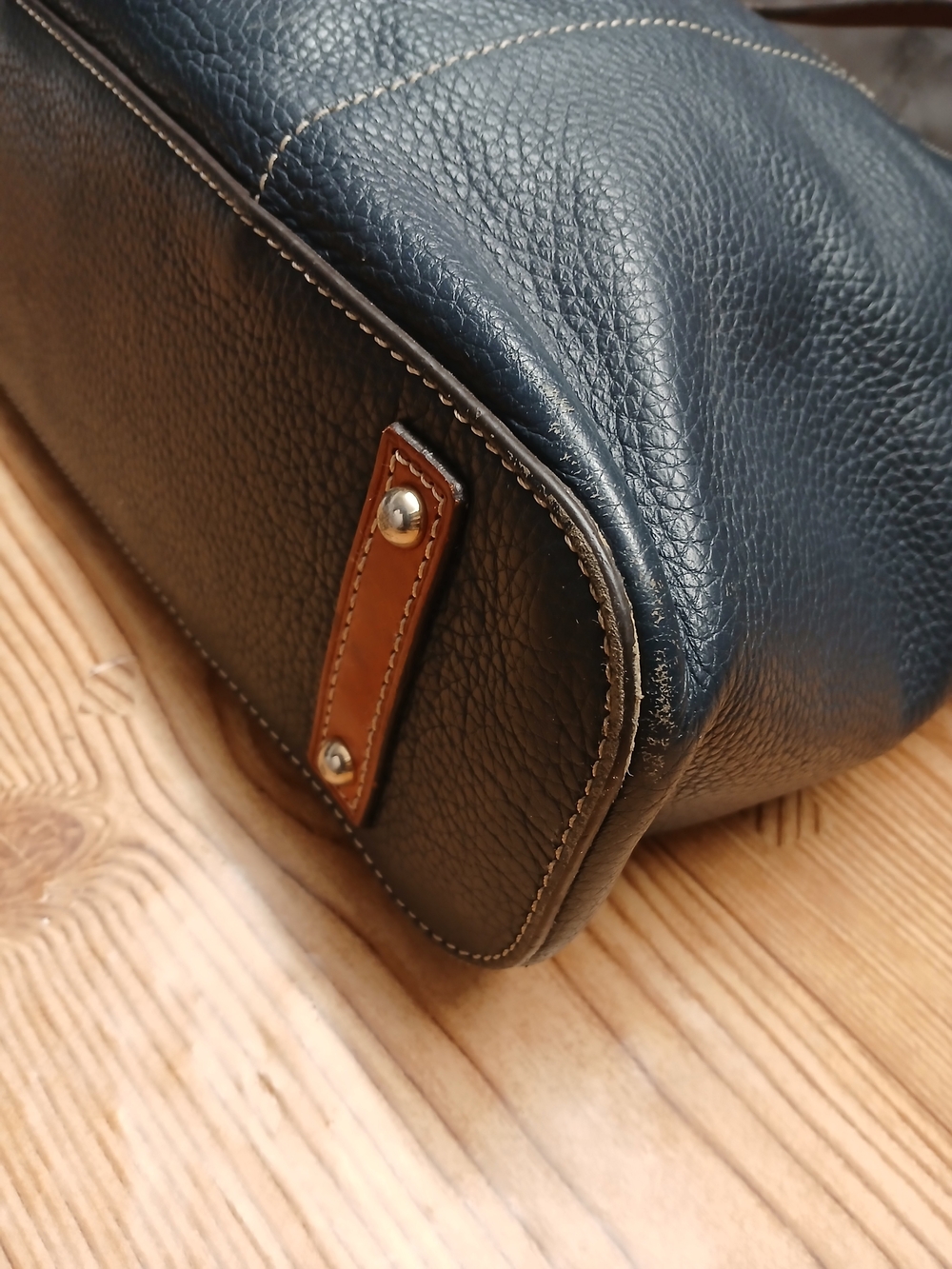 Dooney & Bourke Navy and Brown Pebble Leather Shoulder Bag - Picture 5 of 12